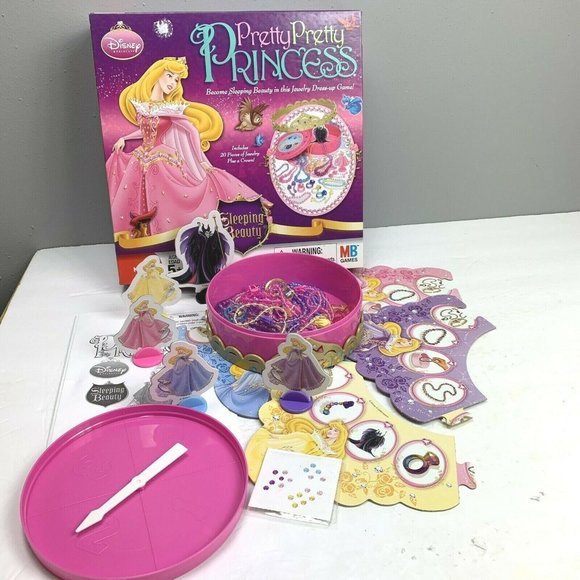 Pretty Pretty Princess Sleeping Beauty Game with Jewelry Crown Dress Up 2008 MB - Picture 1 of 8